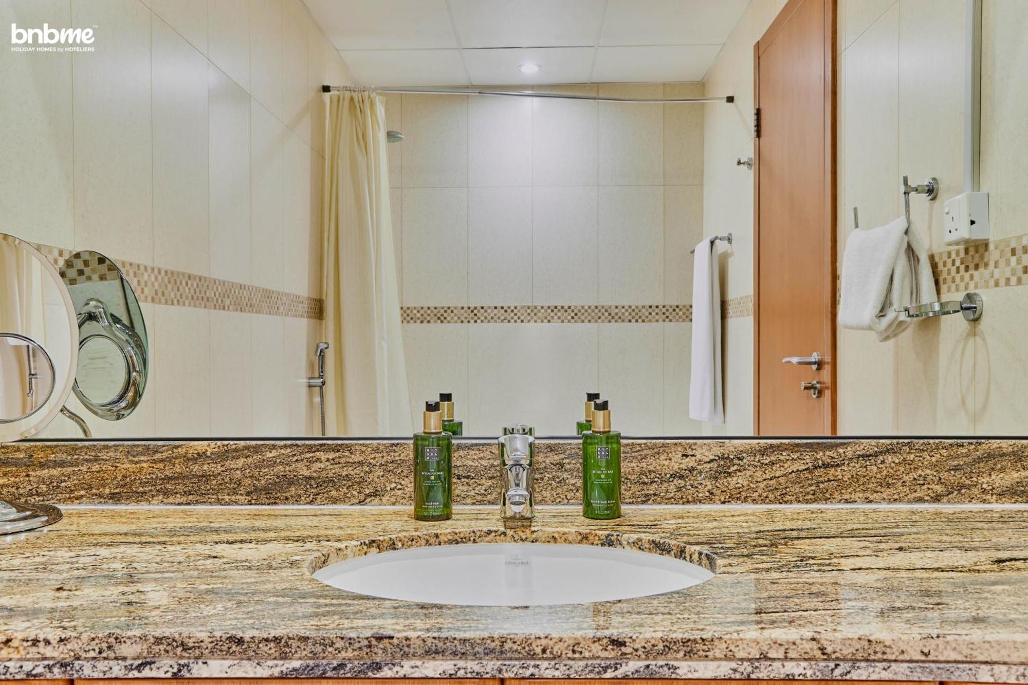 Bnbmehomes - Saba Tower Dubai Esterno foto